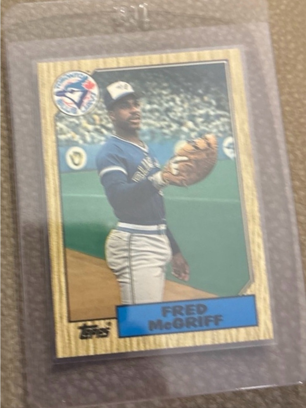 1987 TOPPS TIFFANY ROOKIE

HALL OF FAME Fred McGriff ROOKIE Baseball Card

RARE! - Picture 3 of 4